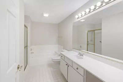 488 White Oak Lane, Lake Barrington, IL 60010 - Photo 13