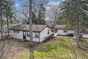 1484 N Hicks Rd, Palatine, IL 60067 - Photo 1
