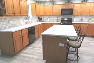 1661 Kimberly Ave, Elgin, IL 60123 - Photo 3