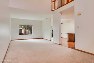 349 Abington Woods Dr, Aurora, IL 60502 - Photo 5