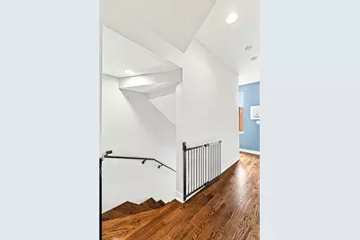 1747 N Winnebago Avenue, Chicago, IL 60647 - Photo 15