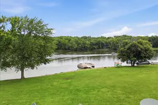 1723 W River St, Dixon, IL 61021 - Photo 5