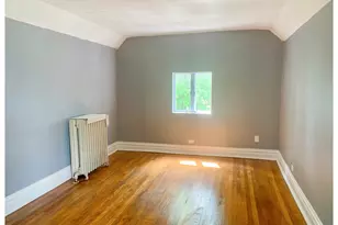 1940 W Eddy St, Chicago, IL 60657 - Photo 9