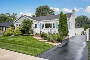 1438 Hoffman Ave, Park Ridge, IL 60068 - Photo 1