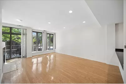 400 N Clinton Street #207, Chicago, IL 60654 - Photo 5