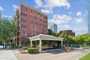 400 N Clinton St, Chicago, IL 60654 - Photo 17