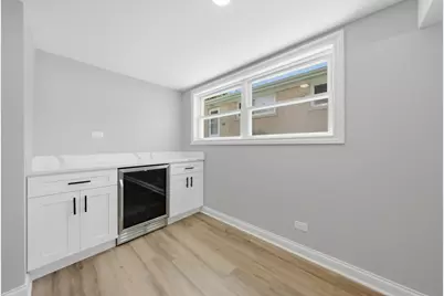 8434 Lawndale Avenue, Skokie, IL 60076 - Photo 29