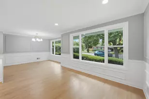 8434 Lawndale Ave, Skokie, IL 60076 - Photo 13