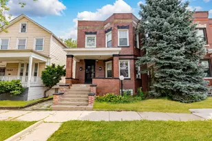 7051 S Eberhart Ave, Chicago, IL 60637 - Photo 1