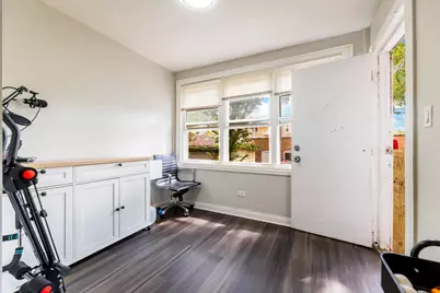 7051 S Eberhart Avenue, Chicago, IL 60637 - Photo 5
