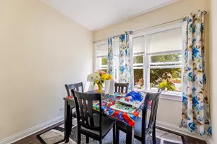 7051 S Eberhart Ave, Chicago, IL 60637 - Photo 19