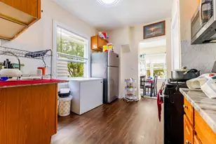 7051 S Eberhart Ave, Chicago, IL 60637 - Photo 17