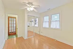 1608 Henry Pl, Waukegan, IL 60085 - Photo 25
