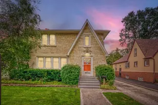 1608 Henry Pl, Waukegan, IL 60085 - Photo 1