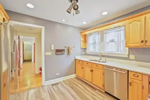 1608 Henry Pl, Waukegan, IL 60085 - Photo 15