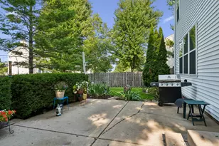 25042 W Gates Ln, Plainfield, IL 60585 - Photo 23