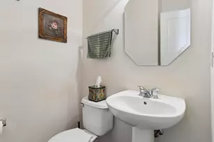 25042 W Gates Ln, Plainfield, IL 60585 - Photo 15