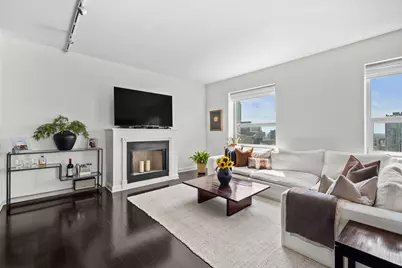 545 N Dearborn Street #3301, Chicago, IL 60654 - Photo 5