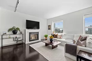 545 N Dearborn St, Chicago, IL 60654 - Photo 5