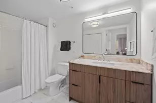 545 N Dearborn St, Chicago, IL 60654 - Photo 17