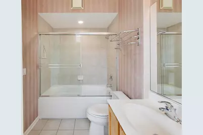 435 W Erie Street #701, Chicago, IL 60654 - Photo 17