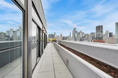 435 W Erie Street #701, Chicago, IL 60654 - Photo 31