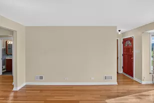11701 S Bell Ave, Chicago, IL 60643 - Photo 7