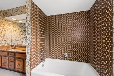 125 Boardwalk Place #201, Park Ridge, IL 60068 - Photo 15