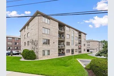 10600 Southwest Highway #303A, Chicago Ridge, IL 60415 - Photo 1