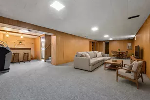 10042 Lamon Ave, Skokie, IL 60077 - Photo 25