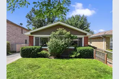 10042 Lamon Avenue, Skokie, IL 60077 - Photo 3