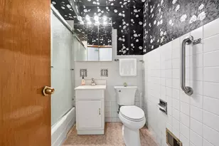 10042 Lamon Ave, Skokie, IL 60077 - Photo 19