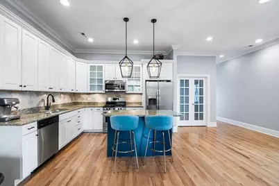 2358 N Damen Avenue #A1, Chicago, IL 60647 - Photo 3