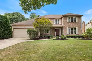 724 Arlington Ave, Naperville, IL 60565 - Photo 1
