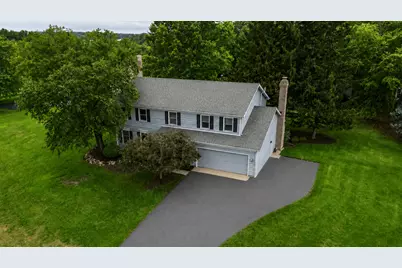 4402 Fox Creek Drive, Crystal Lake, IL 60012 - Photo 3
