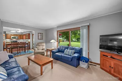 4402 Fox Creek Drive, Crystal Lake, IL 60012 - Photo 19