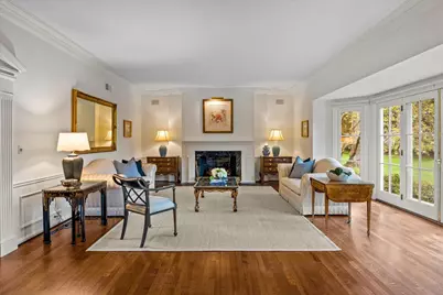 675 E Woodland Road, Lake Forest, IL 60045 - Photo 15