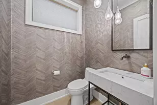 2541 N Wayne Ave, Chicago, IL 60614 - Photo 5