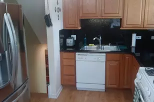 943 S Charlotte St, Lombard, IL 60148 - Photo 11