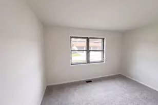 4133 W 193rd St, Country Club Hills, IL 60478 - Photo 17