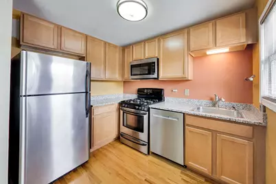 7533 N Damen Avenue #R1, Chicago, IL 60645 - Photo 17