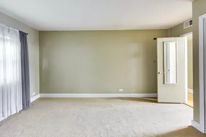 7533 N Damen Avenue #R1, Chicago, IL 60645 - Photo 19