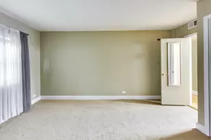 7533 N Damen Ave, Chicago, IL 60645 - Photo 19
