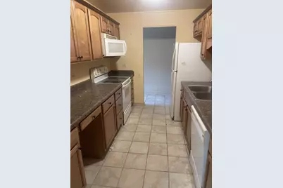 425 Walnut Creek Lane #1403, Lisle, IL 60532 - Photo 3