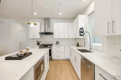 1118 Pitner Avenue, Evanston, IL 60202 - Photo 11
