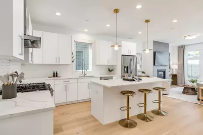 1118 Pitner Avenue, Evanston, IL 60202 - Photo 9