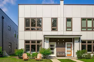 1118 Pitner Ave, Evanston, IL 60202 - Photo 1