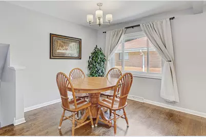 2534 Kensington Avenue, Westchester, IL 60154 - Photo 7
