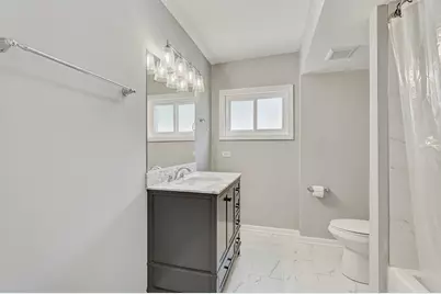 2534 Kensington Avenue, Westchester, IL 60154 - Photo 13
