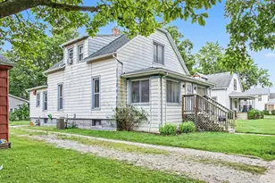 413 E Howard St, Pontiac, IL 61764 - Photo 3